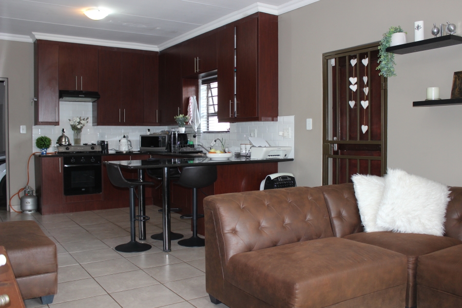 2 Bedroom Property for Sale in Waterberry Estate North West